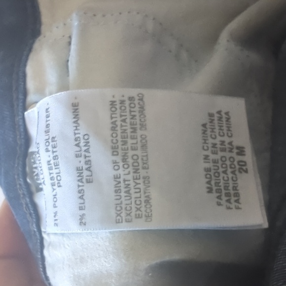 Levi's perfectly shaping 512 straight dark wash jeans - Picture 5 of 5